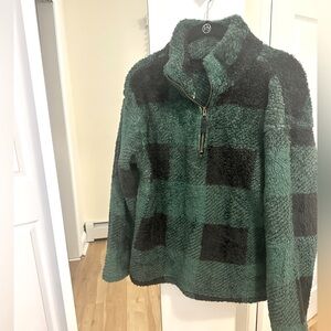 Plaid Sherpa Quarter Zip Pulloverr